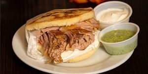 arepa-pernil-MUESTRA-menu-1